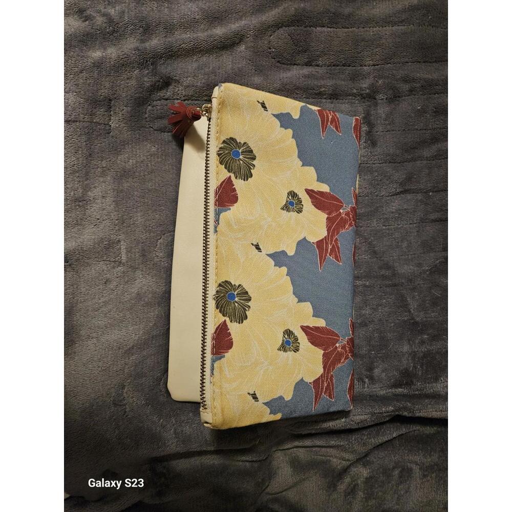 Rachel Pally Reversible Clutch Bag Floral Bloom Cream Purse Handbag . Brand New